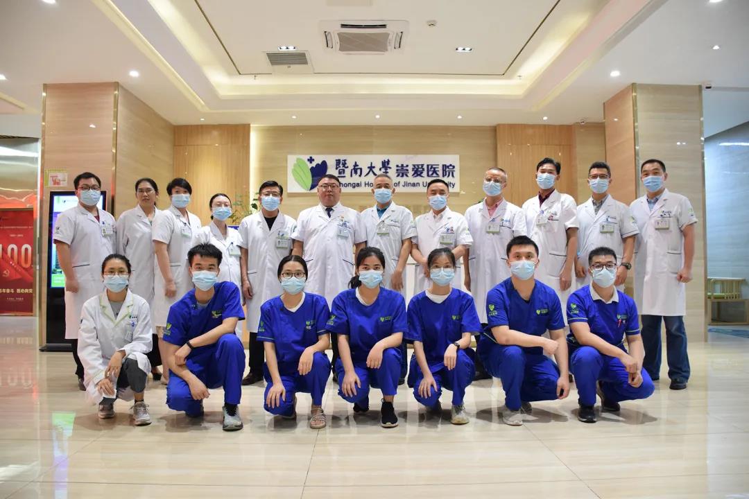 中国医师节丨广东崇爱医院向所有医务工作者致敬